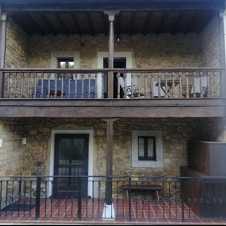 Casa Rural Apartamentos Angel Inguanzo Arenas De Cabrales 外观 照片